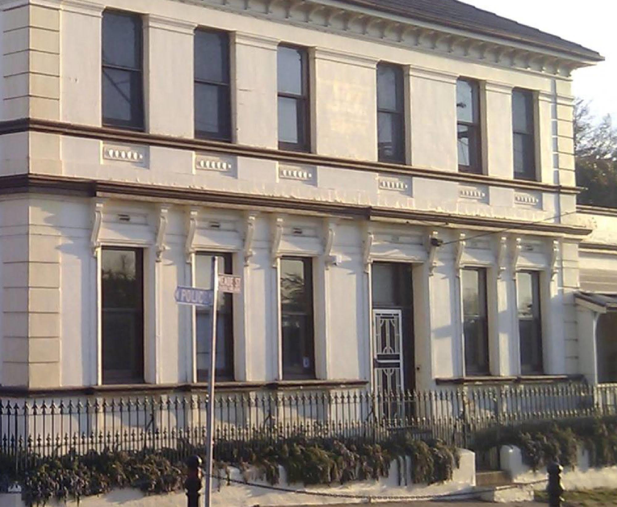 The Bank Guesthouse Glen Innes Ngoại thất bức ảnh